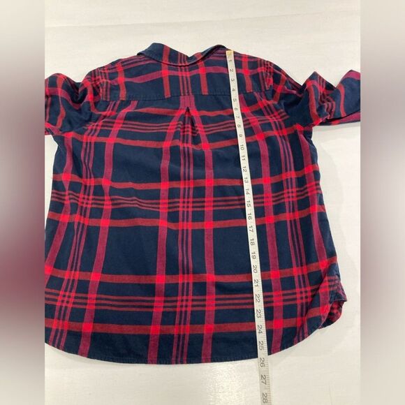 Tommy Hilfiger Top Women’s L Red Blue Plaid Roll Tab Sleeves Casual Preppy - Picture 11 of 11